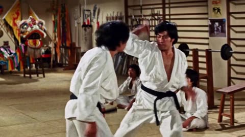 "The Man from Hong Kong" Starring Jimmy Wang Yu and George Lazenby