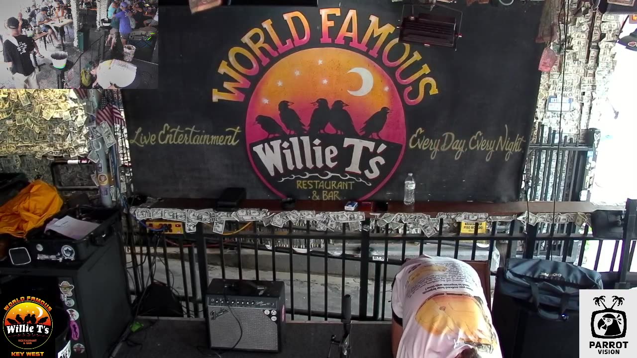 LIVE Music Everyday!