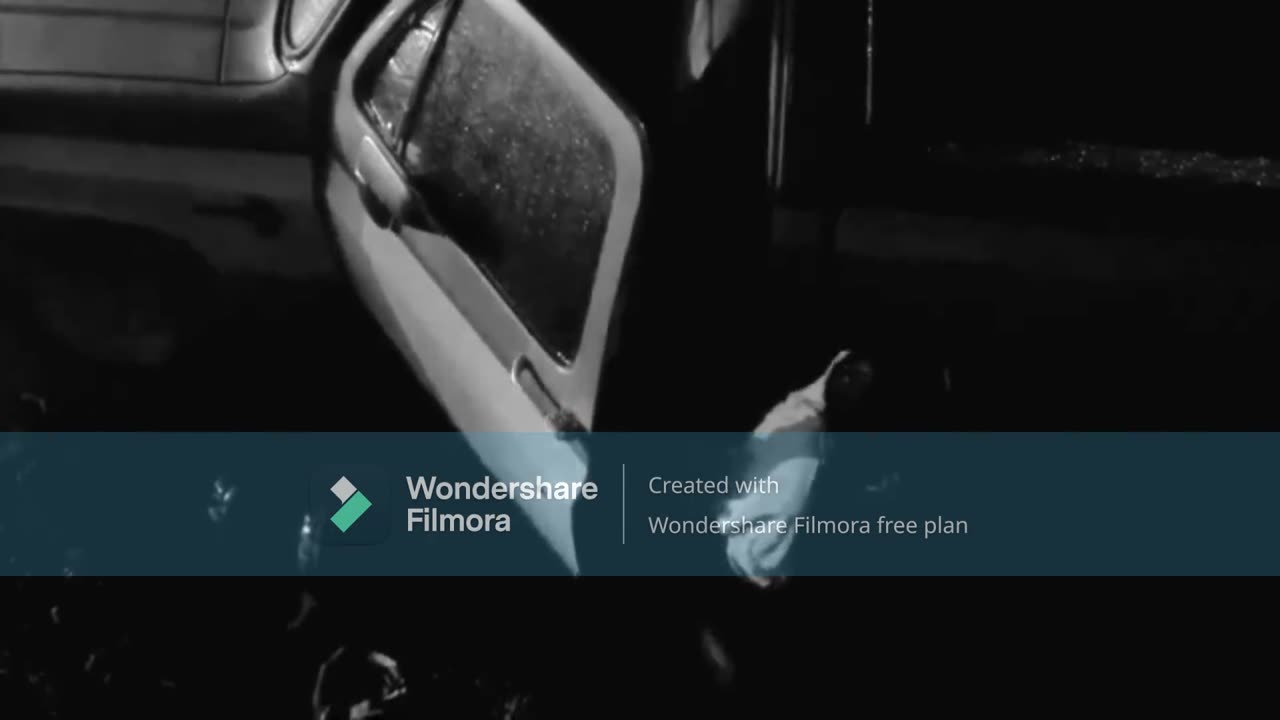 Halloween 6-Danielle Harris Jamie Lloyd Chased