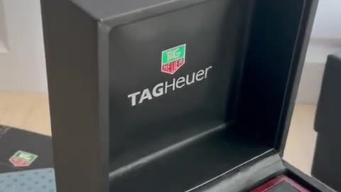 Descubra o valor de um Patek Philippe em território brasileiro