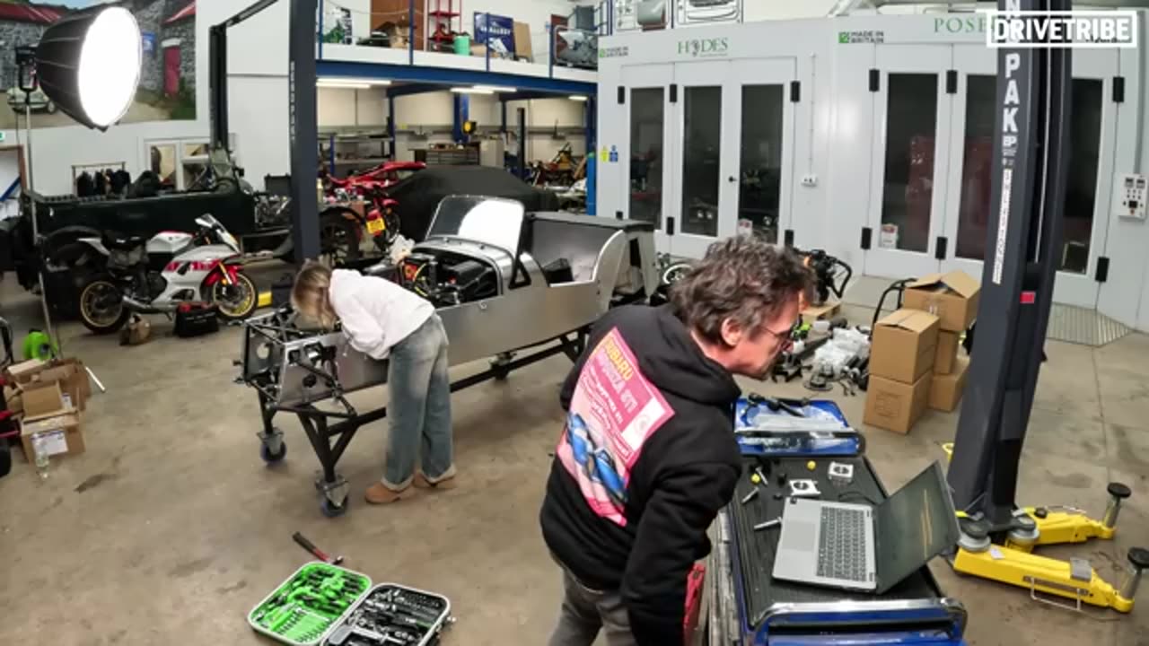 Hammond’s 48-Hour Car Build Challenge - Will It Drive?