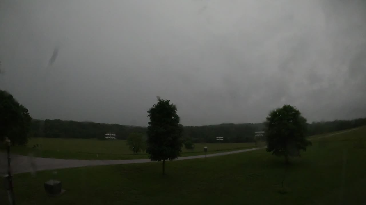 Sun ☔ Rise 5 25 25 61f/16c