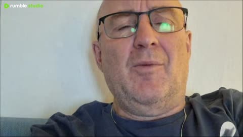 Barn-dom. Man kan bli dömd av sin barndom.