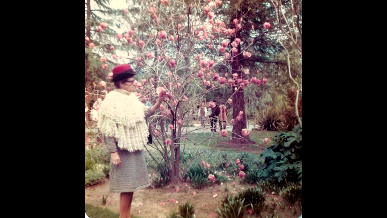 51 Fantastic Vintage Photos Showing Mom’s Fashion in the 1970s