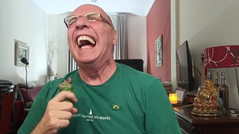 Sapão desiste de sua proposta de quem pode pedir impeachment, por enquanto