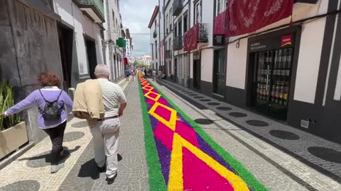 LIVE: Walk before the Santo Cristo procession in Ponta Delgada, São Miguel Açores - 25.05.2025