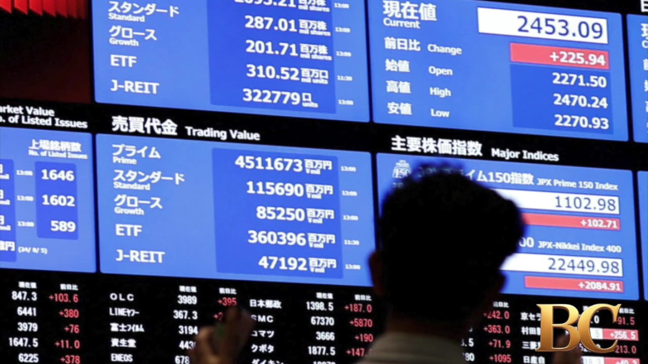 Asia-Pacific markets mostly fall ahead of Trump’s tariff deadline