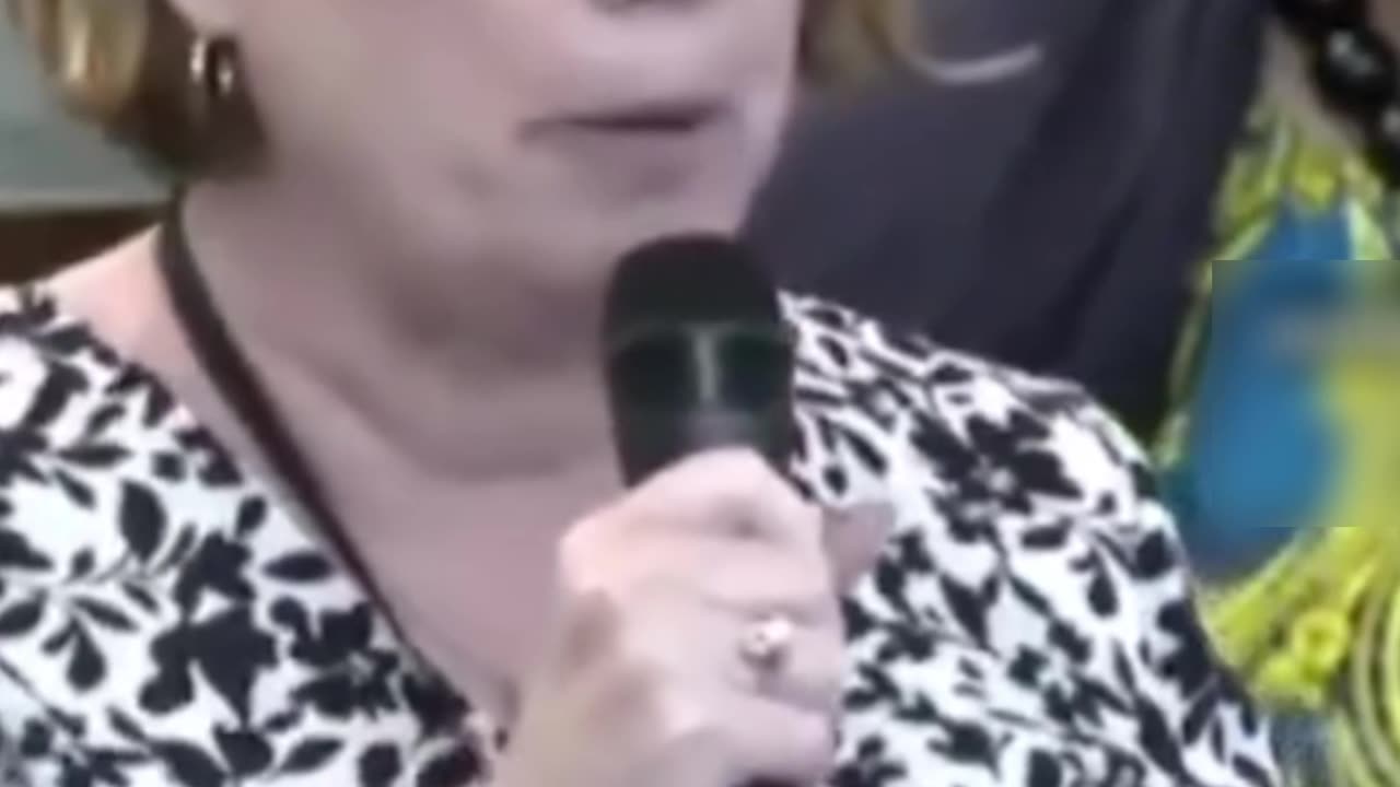 Rep. Julie Von Haefen Under Fire for Sharing Offensive Content on Social Media