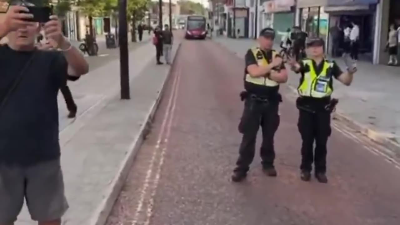 Send them home!" Protests are spreading across UK. Excellent. Soon, everywhere in Europe.