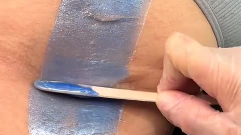 @lisettpena Underarm Waxing with Sexy Smooth Sexy Sapphire Hard Wax | Esthetician Tutorial