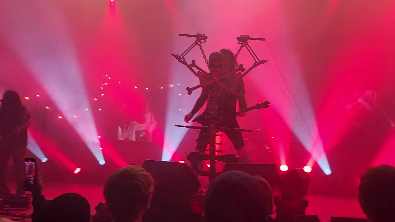 W.a.s.p ( live)