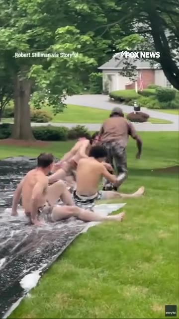 A UPS driver in Pennsylvania took a quick break from his route