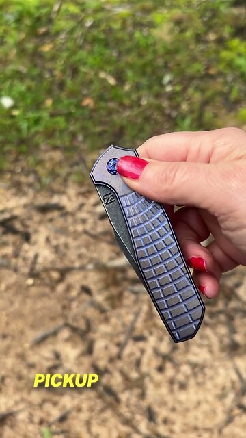 This Auto Knife SNAPS HARD! 🔥 (1)