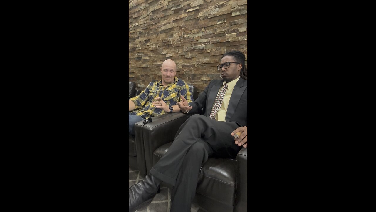 How To Handle A Conspiracy Theorist In A Cigar Lounge