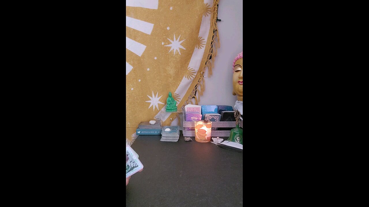 April 7th tarot energetic update ..Love is in the air...& financial wealth 🎉