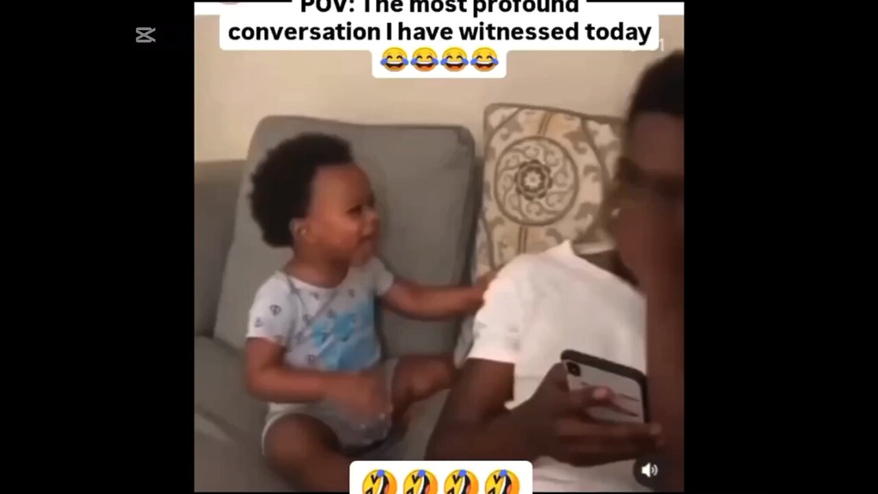 Papá y bebé echando relajo.