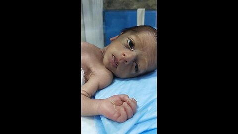 premature baby feel warmth and relaxation