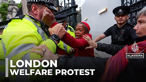 London protesters demand _Welfare not Warfare_ amid military spending rise