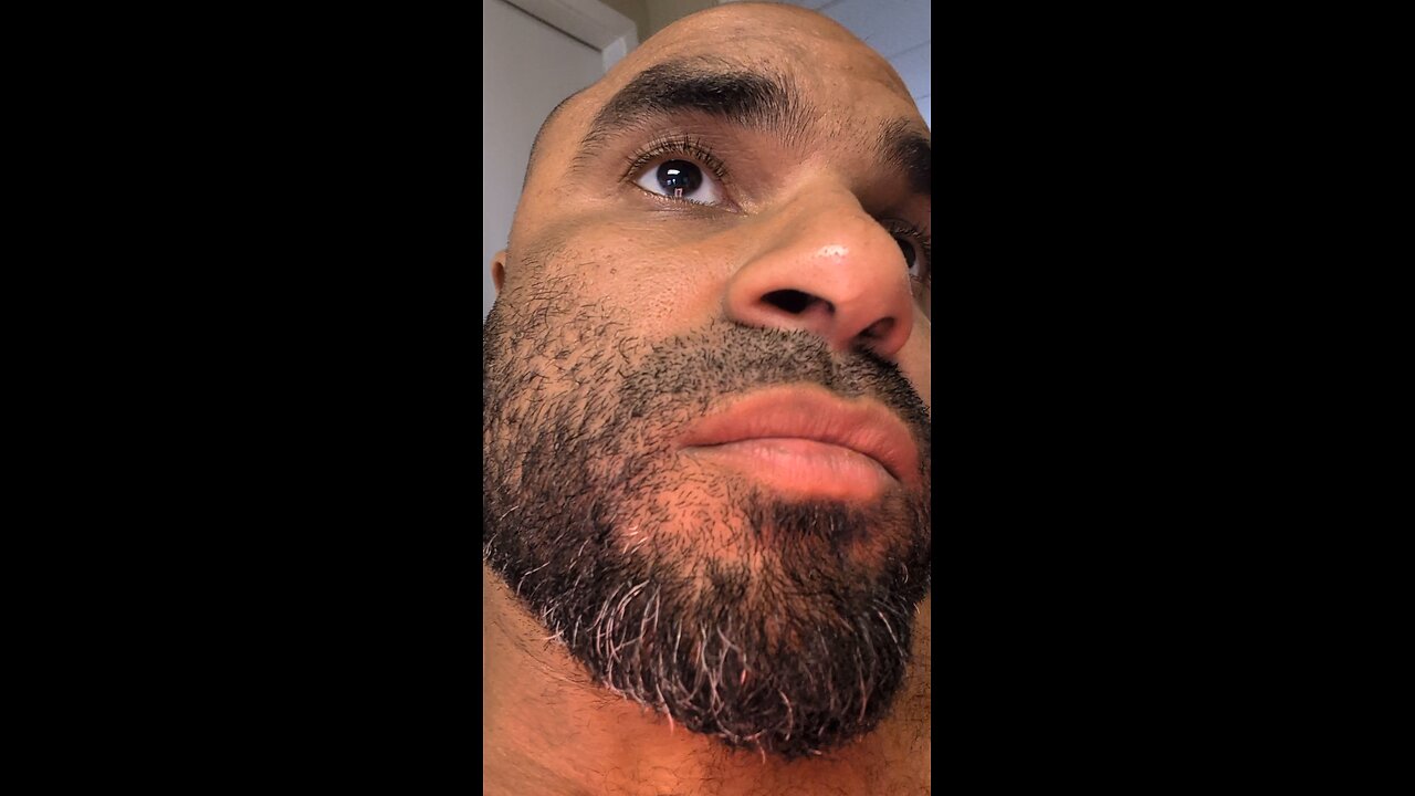 I want to eat pig feet with Arabs.