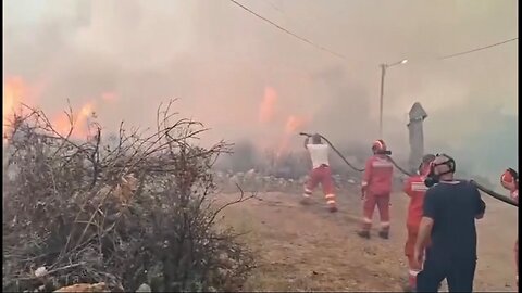 Extreme heat in parts of southern Europe is fuelling multiple major widfires.#weather #wildfires.mp4