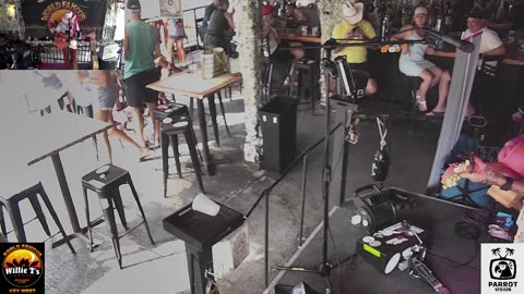 LIVE Music Everyday!
