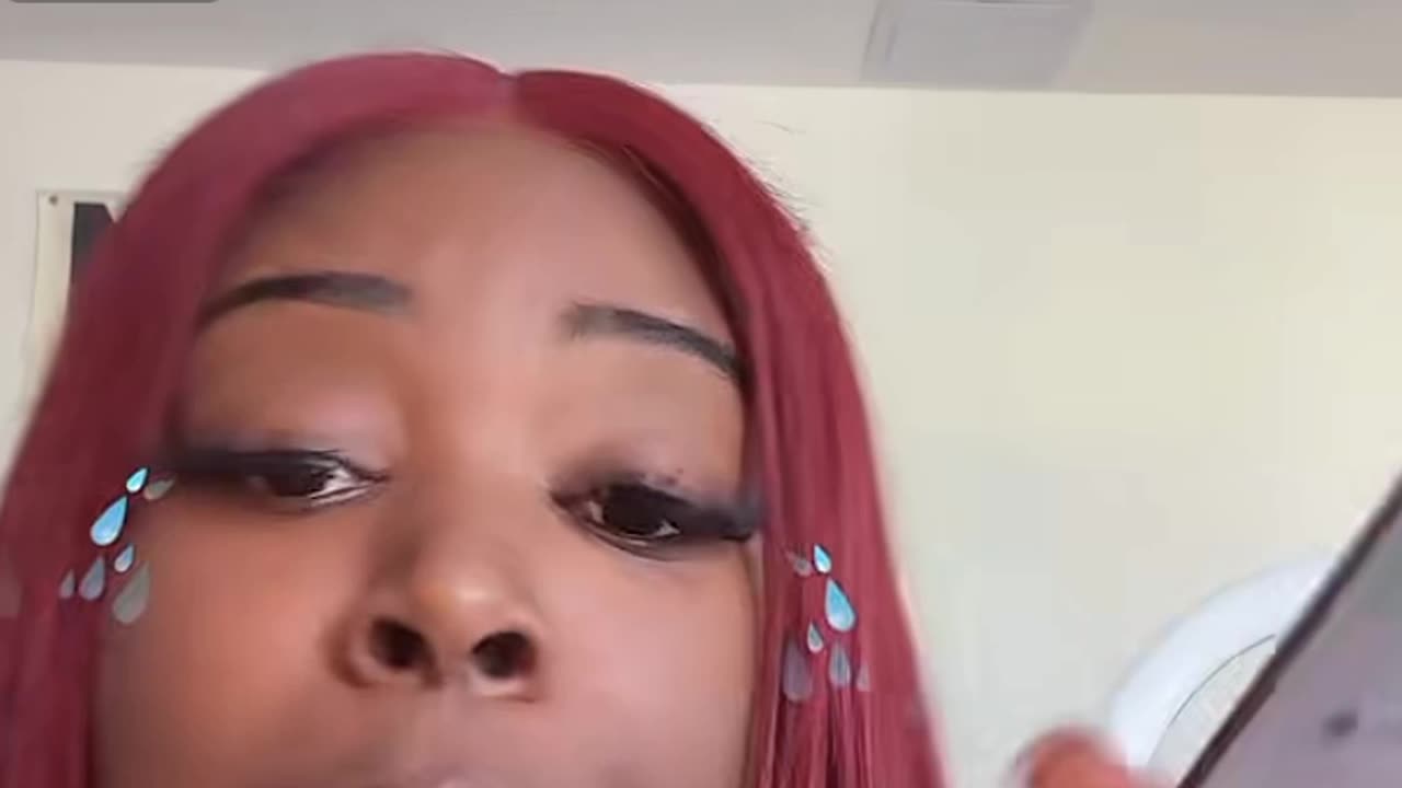 Pretty Tee vs JazzyCherry vs