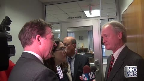 Rhode Island Governor Confronted For Supporting UN Land Grab Program 2014 Report