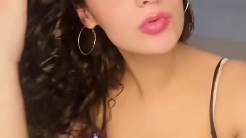 Very pretty nice tgirl to my eyes