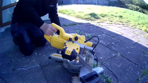 DEWALT DWS773 216mm my 100k Chopsaw