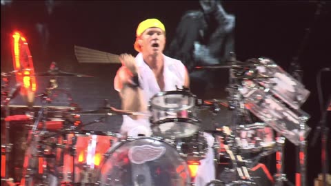 Can't Stop - Red Hot Chilli Peppers (live)