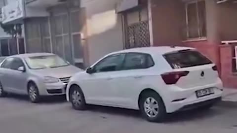 BREAKING: 16-year-old gunman attacks police station in western province of Izmir in Turkey,