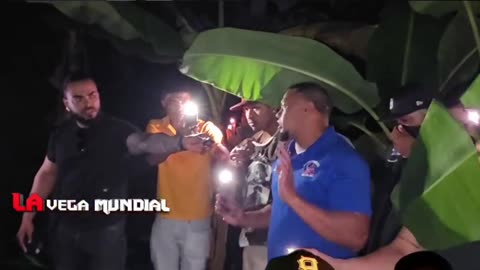 Dos cobradores por Haitianos