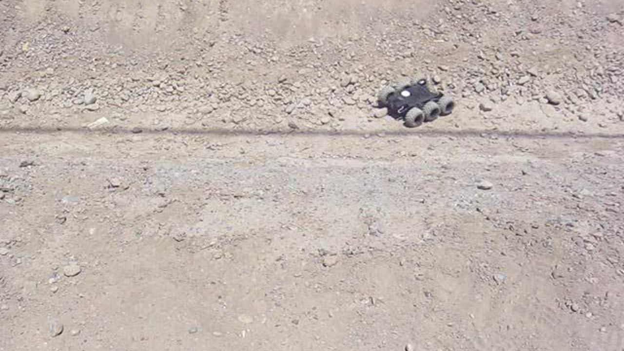 Australian XMUTS EOD / IEDD remote explosive recce demo in Afghanistan 2009
