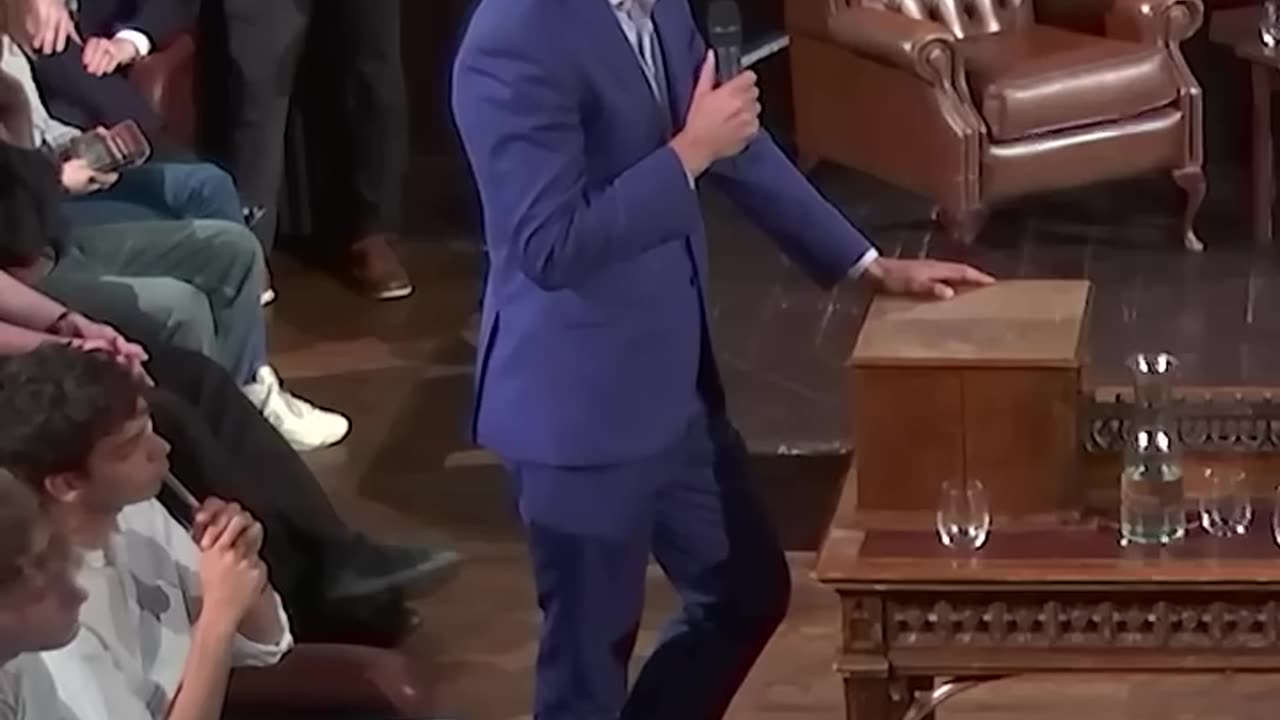 Charlie Kirk destroys a student of Cambridge University who lack wisdom!!!