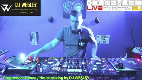 DJ Wesley, mixing Houseclassics / Retro House. Friday 2.5.2025
