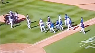 Benches clear during the Mets vs marlins game