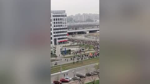 Protesta masive në Beograd, ndizet kryeqyteti serb