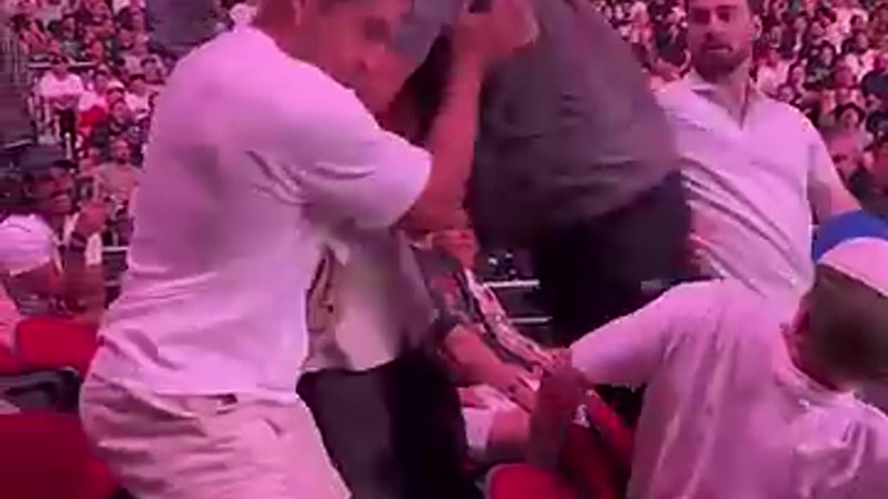 Breaking: Fight breaks out in the crowd at UFC 312 Sydney #ufc #mma #ufc312