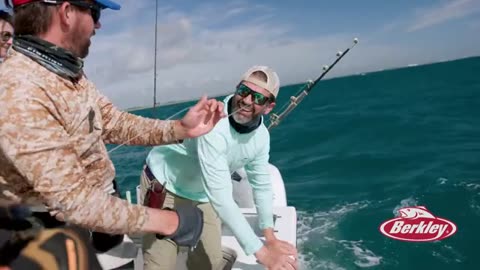 Strongest Men VS Record Size Shark_part2
