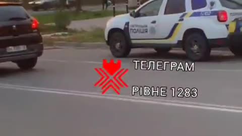 📹⚖️ Ukraine Russia War | Civilians Filming Police Busification in Rivne | RCF