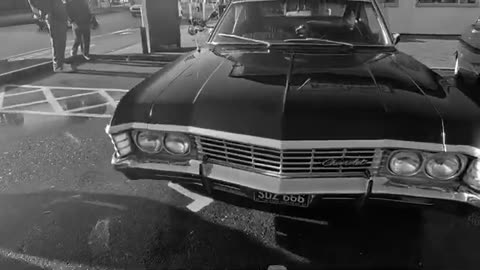 CLASSIC CAR Meet Up @ KRISPY KREME!