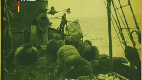 BA_Hochseefischerei_der_deutschen_Marine_1918_ColourInRGB