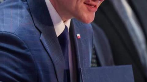 Kotecki odczytuje życzenia dla polskich sportowców niesłyszących od Karola Nawrockiego