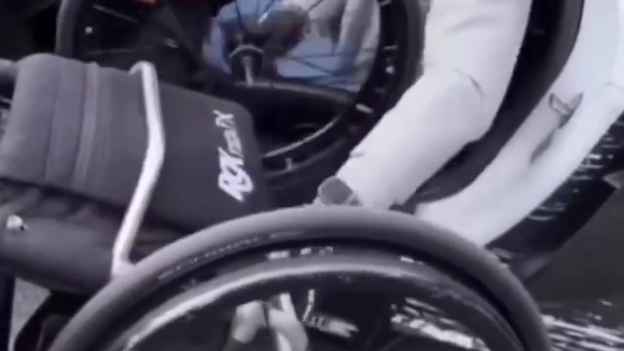 Custom Porsche GT4 RS made for a disabled driver