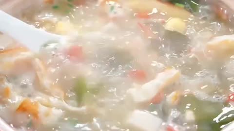 Wana make soup but confused about the recipe? Shrimp, eggs, tofu and seagrass soup,