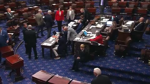 🚨 The Senate just voted to ADVANCE the bill to reopen the Govt w/ 60 votes