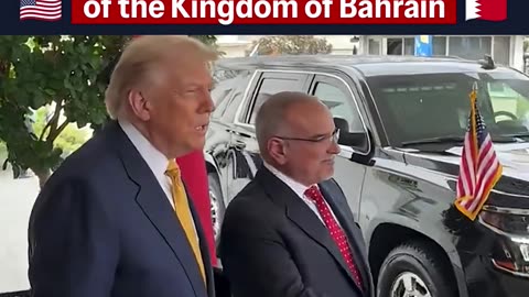 President Donald J. Trump and Bahrain Crown Prince and Prime Minister Salman bin Hamad Al Khalifa
