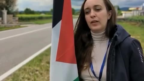 BANDIERA PALESTINA: I CARABINIERI IDENTIFICANO CHI LA SVENTOLA