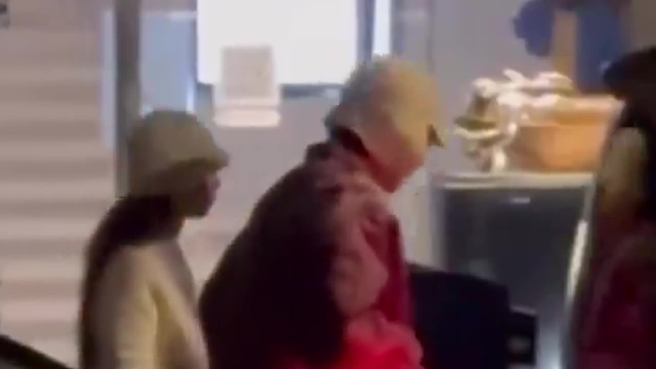 Blackpink Jennie BTS V Kim Taehyung