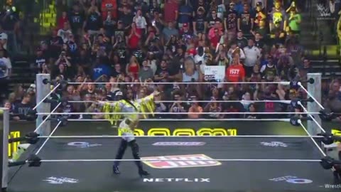NAOMI KNOW SHE BAD #WWERAW